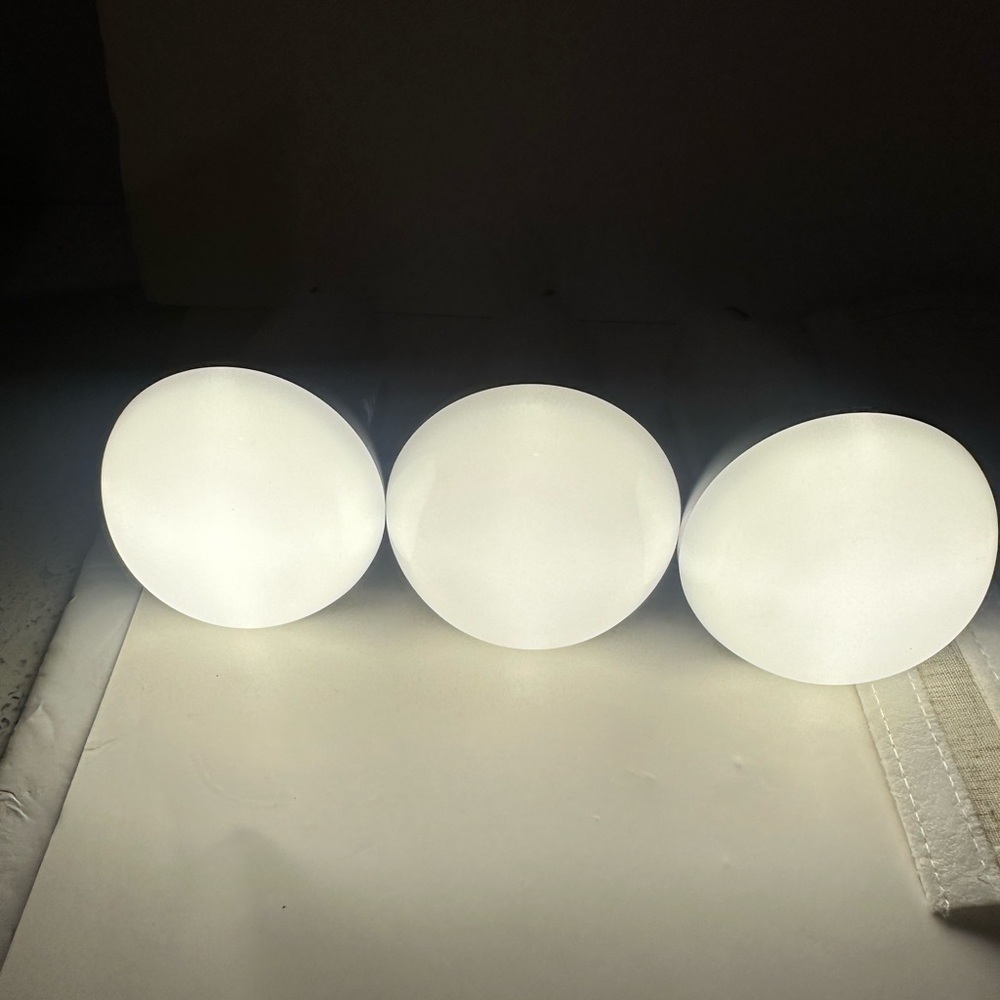 Battery Operated Pendant Light - Picture 16 of 16